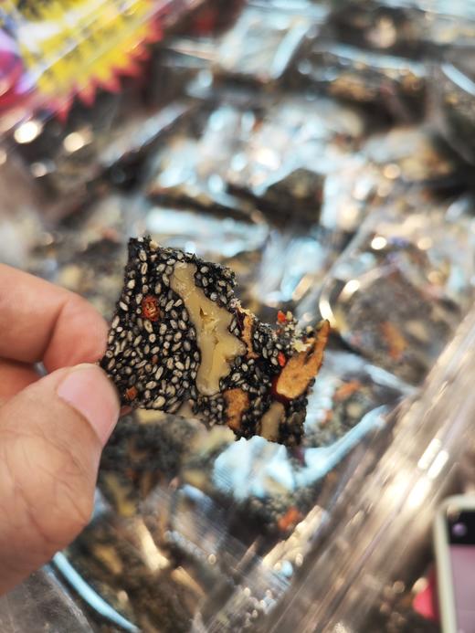 芝麻核桃糕  必备养生小零食 用心好料，配料简单无添加，独立小包装 ，口感超赞，好吃又健康😋 商品图6