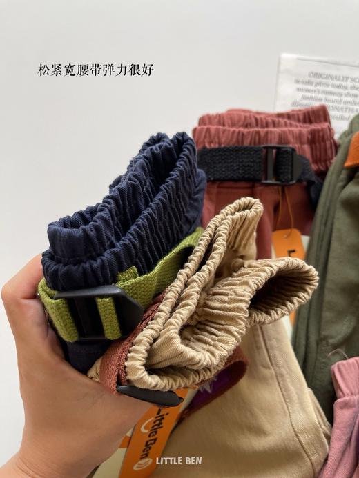 【秋季服饰丨little ben山系儿童棉布休闲裤】面料柔软舒适，可穿至170码，整体版型宽松立体，不挑身材，走线工整耐穿，撞色装饰腰带设计，简约时尚又百搭，多色可选~ 商品图7