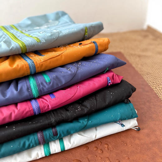 【一件搞定所有天气 防风防泼防污 透气不闷汗】芙康德尼 秋冬山系防风外套 商品图6