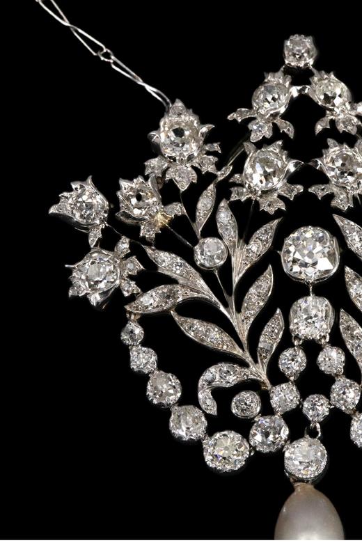 独角鹿西洋古董 1920年代法国出品美好时代风格花束造型铂金镶嵌钻石及天然海水珍珠吊坠项链 商品图3