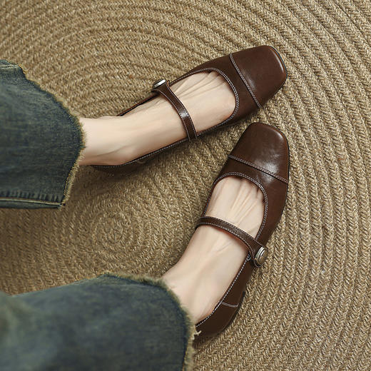 【预售5天】复古风时尚秋季新款方头平底单鞋一字带玛丽珍浅口小皮鞋HCYYHD&6449 商品图0