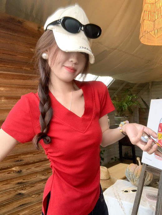 <曾小咸推荐>现货秒杀！微信超特价！4色V领不规则下摆修身短袖 日常99.99 立减50 秒杀49.99！ 商品图14