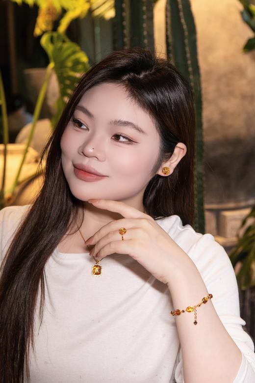 【花珀系列饰品】花姐心选，天然波罗的海产地配饰吊坠、耳饰、开口戒指、手链！配件均为925银镀金，质地温润，触感舒适，适合日常佩戴，花珀里的花花世界，被称为永不凋零的花~🌸 商品图11