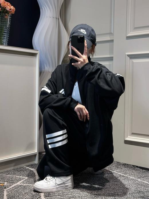 周末大福利‼️‼️Adi 𝐈𝐜𝐨𝐧𝐬运动套装 一套价格哈😎 商品图8