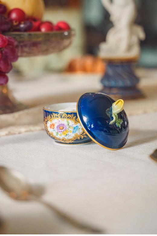 【已售】独角鹿西洋古董 20世纪德国著名瓷窑出品钴蓝釉描金手绘德国之花下午茶摩卡八人瓷器套件 商品图5