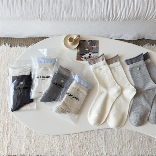 4双装！森系甜美双层花边+爱心纽扣饰品中筒袜 奶芙芙的黑白灰色系   学院风十足 洋气百搭 商品图6