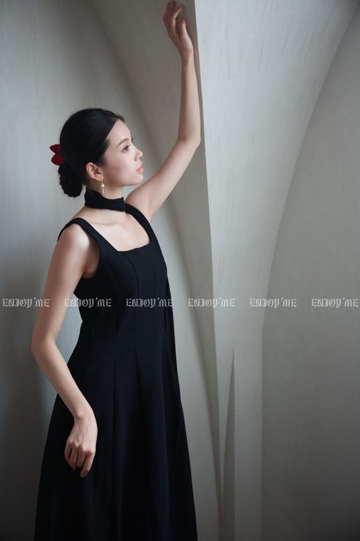 【门店同款】ENJOY秋季轻礼服赫本风气质无袖连衣裙 165844025 商品图1
