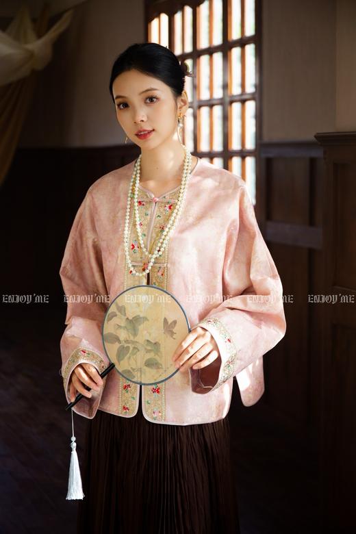 【门店同款】ENJOY秋季云敛-东方画笔钉珠款国风外套 164843451 商品图1