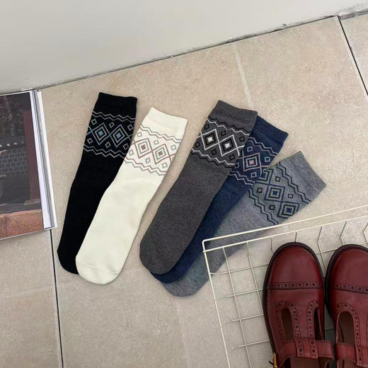 潮流-学院多边形袜-纪念日百货门店同款165643653 商品图1