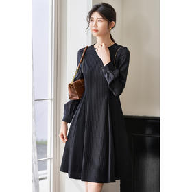 剩S/M/XL 米思阳2026春季新款气质简约百搭黑色连衣裙高腰显瘦A字裙0037