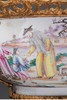 独角鹿西洋古董 19世纪法国出品天使藤蔓主题铜鎏金精雕双耳及底座嵌传统园邸人物主题中国广彩瓷潘趣酒碗 商品缩略图1