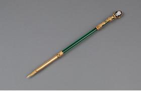 【已售】独角鹿西洋古董 19世纪末20世纪初法国出品天使主题铜鎏金精雕装饰卡梅奥古典女子肖像浮雕绿水晶笔杆蘸水钢笔