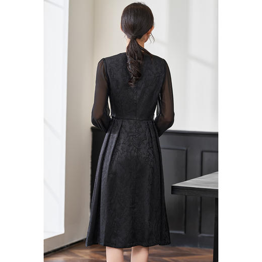 剩S/M/XL/L 米思阳2026春季新款复古优雅提花方领大摆裙子质感长袖连衣裙0015 商品图5