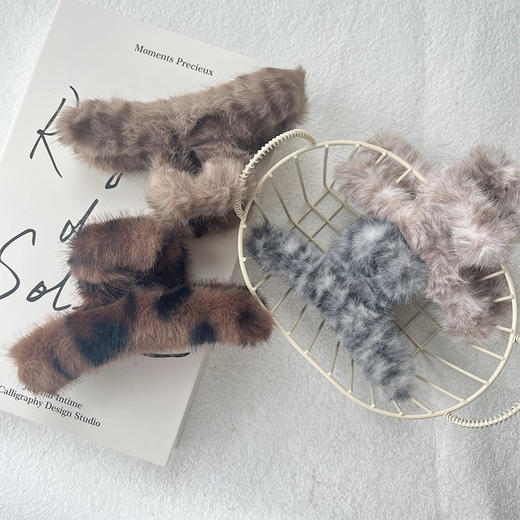 豹纹毛绒一字抓夹-纪念日百货门店同款165293497 商品图0