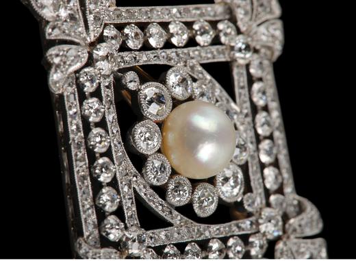 独角鹿西洋古董 1910年代法国出品几何缎带造型铂金镶嵌天然海水珍珠及钻石胸针 商品图4