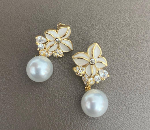 【团购】Eternelle的四时花耳饰金色设计 商品图12