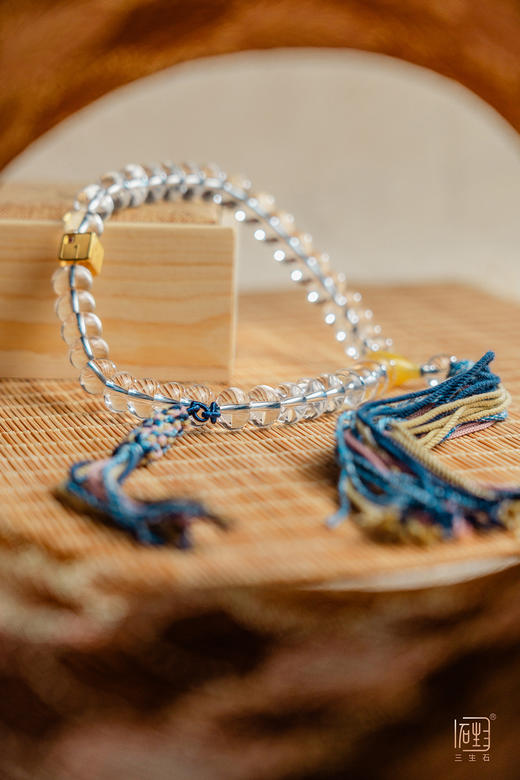 三生无限·白水晶蜜蜡藏风多用手持 商品图2