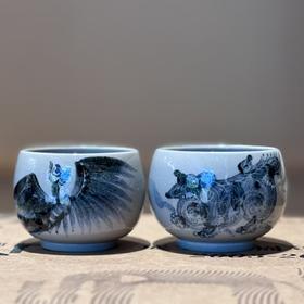 云青花手绘杯（凤舞）+狮子滚绣球