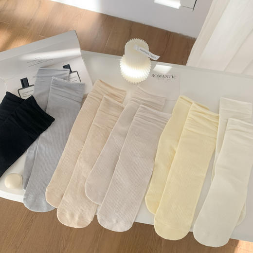 4双装！学院风纯色女士中筒袜 透气竹纤维面料  柔软舒适 上腿堆堆超级好看 商品图6