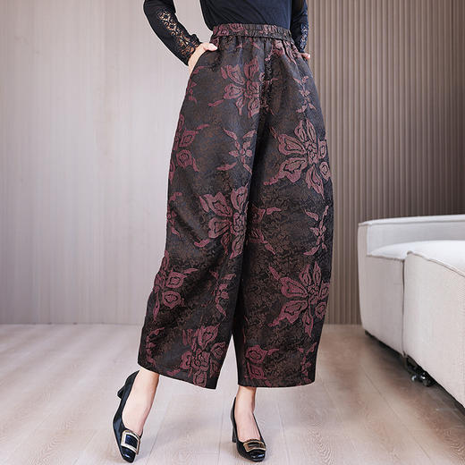 KQL 422H5308宽松灯笼裤妈妈高腰休闲提花茧型萝卜九分裤 商品图2