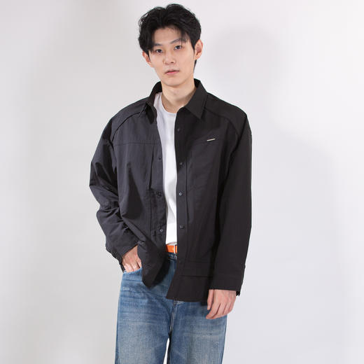 DRONKOO 2025 翻领左金属标前贴袋下摆假两件微阔长袖中厚衬衣 商品图1