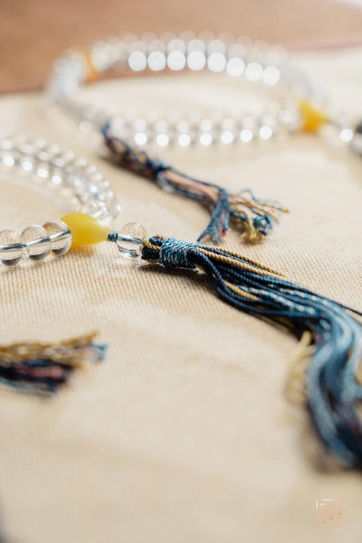 三生无限·白水晶蜜蜡藏风多用手持 商品图4