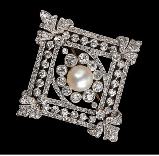 独角鹿西洋古董 1910年代法国出品几何缎带造型铂金镶嵌天然海水珍珠及钻石胸针 商品图2