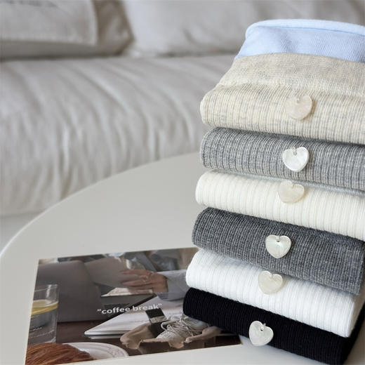 4双装！森系甜美双层花边+爱心纽扣饰品中筒袜 奶芙芙的黑白灰色系   学院风十足 洋气百搭 商品图8