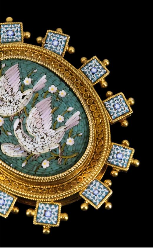 独角鹿西洋古董 1890年代法国出品18k黄金精雕镶嵌鲜花与飞鸽主题极细马赛克盒式吊坠 商品图4