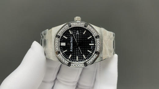 Noob official➕新女款AP 爱彼皇家橡树系列77350 77351型号机械腕表！直径34mm。搭载Calibre 5800自动上链机芯，采用该款式特别设计的玫瑰金自动摆陀（零故障）‼️‼️ 商品图2