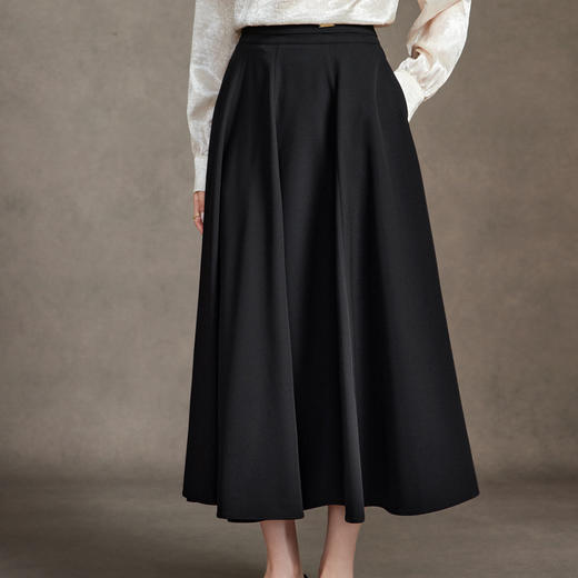 「自」全新升级【铂金会员192/天猫259/差价67】(51714)洛诗琳时尚高腰中长款半身裙2025秋季显瘦百搭A字百褶裙 商品图3