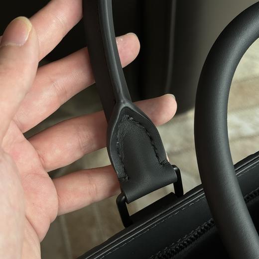 驴家黑武士牛皮压花公文包 商品图11