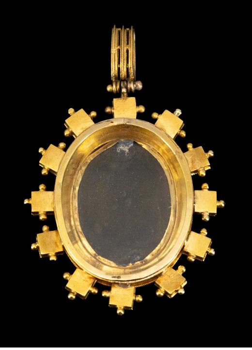 独角鹿西洋古董 1890年代法国出品18k黄金精雕镶嵌鲜花与飞鸽主题极细马赛克盒式吊坠 商品图5