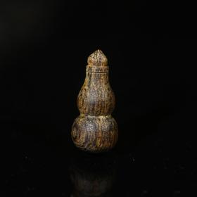 BC.RS9.11-7  文莱沉水(葫芦)挂件 ，0.44g