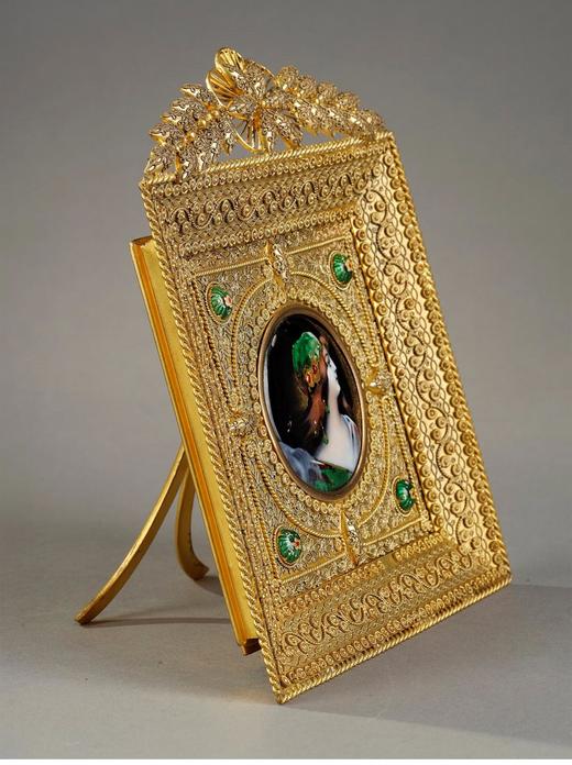 独角鹿西洋古董 20世纪初法国出品新艺术风格花叶造型铜鎏金精雕边框镶嵌淑女肖像主题珐琅彩绘细密画 商品图1