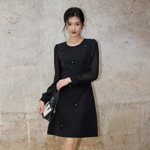 奢姿大码女装2025秋季减龄立体钉花装饰圆领连衣裙胖妹妹时尚裙子9953853635 商品图1