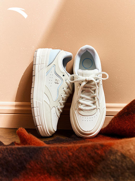 安踏（ANTA）皎月丨关晓彤同款25年秋季新款百搭时尚女鞋运动鞋板鞋122548032 商品图2
