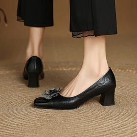 【预售5天】小香风花朵高跟鞋女新款粗跟方头真皮拼色气质名媛单鞋MLS&A1040