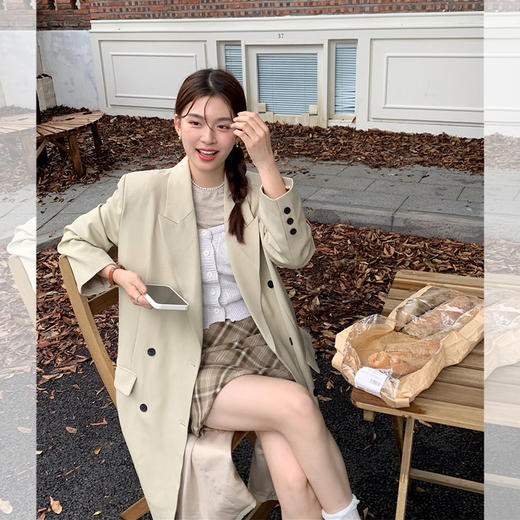 西遇长款风衣外套女秋季新款韩系翻领单排扣杏色宽松大衣SS051490 商品图3