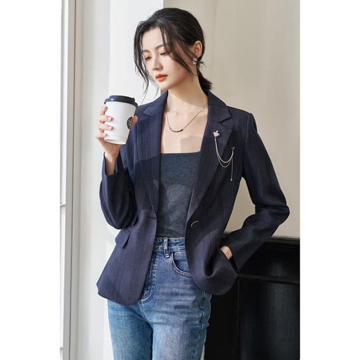 剩S 米思阳2026春季新款职业高级感修身西装条纹一粒扣时尚外套女0041 商品图2