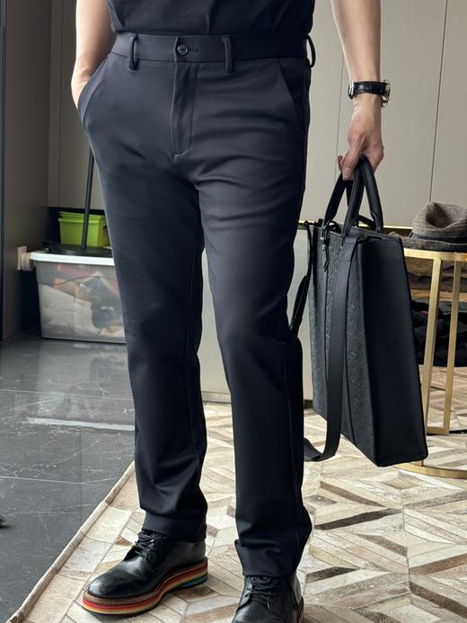 驴家黑武士牛皮压花公文包 商品图3