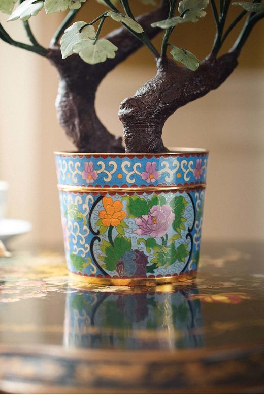 【已售】独角鹿西洋古董 20世纪中国创汇时期出品传统花卉纹景泰蓝盆装饰「红粉芙蓉」珍宝像生盆景 商品图4