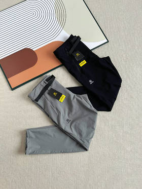 刺绣款 2025秋季刺绣拉链休闲冲锋裤，男士户外运动长裤！