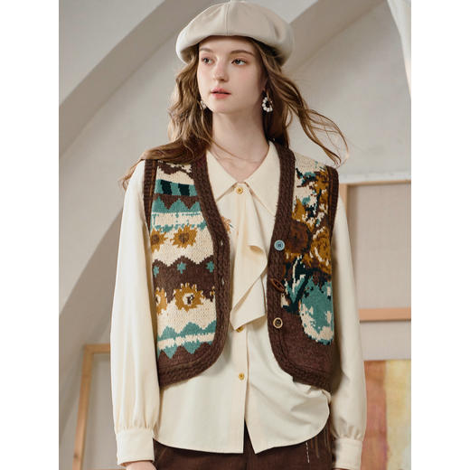 两三事梵高文艺松茶可可2025秋冬新款几何图形纽扣花色马甲女宽松 商品图2