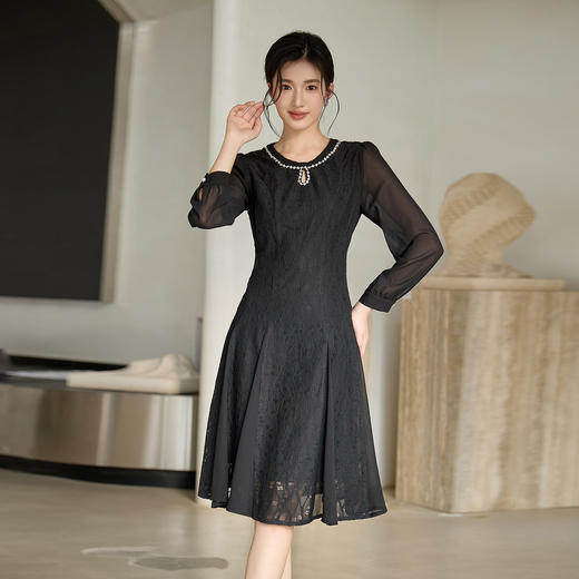奢姿大码女装2025秋季胖妹妹时尚减龄珍珠水滴型装饰蕾丝连衣裙9953893457 商品图4