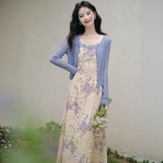 2025夏法式复古花边度假仙女气质显瘦吊带裙连衣裙超仙纯欲茶系 商品图0