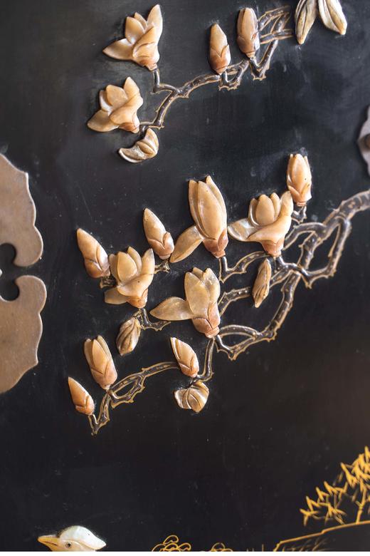 【已售】独角鹿西洋古董 1950-1960年代中国创汇时期出品东方花鸟主题黑漆描金百宝嵌边柜 商品图4