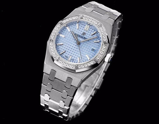 Noob official➕新女款AP 爱彼皇家橡树系列77350 77351型号机械腕表！直径34mm。搭载Calibre 5800自动上链机芯，采用该款式特别设计的玫瑰金自动摆陀（零故障）‼️‼️ 商品图8