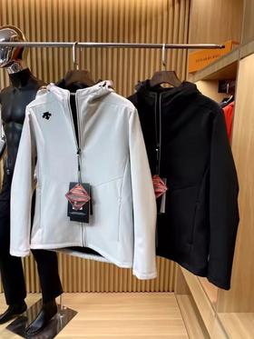 高品质， 迪桑特男士户外软壳防泼水连帽加绒夹克外套