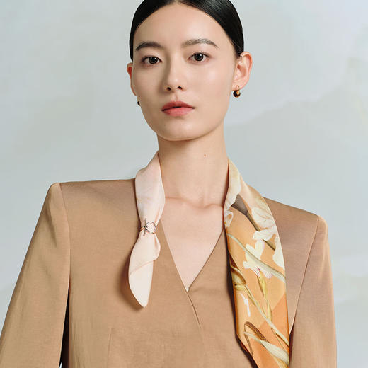 万事利中秋好礼《秋语丝月》丝巾礼盒 商品图2